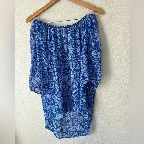 Cabi off the shoulder high low sheer top S Beachy Upscale Vacation - Picture 3 of 9